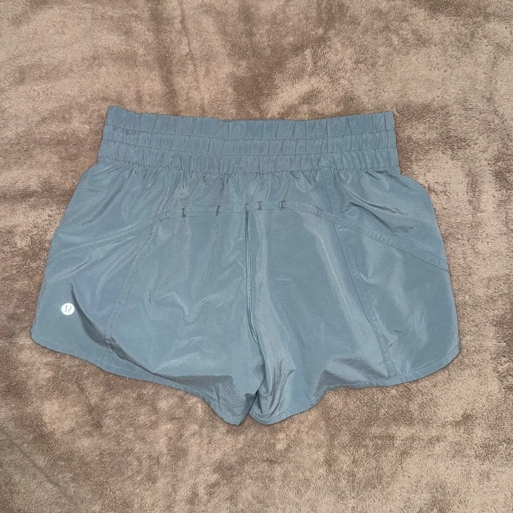 Lululemon Tracker V 4” Short